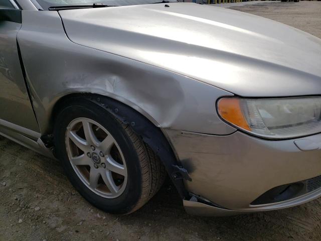 Photo 9 from auction – 2010 VOLVO V70 3.2 with VIN YV1982BW8A1152658