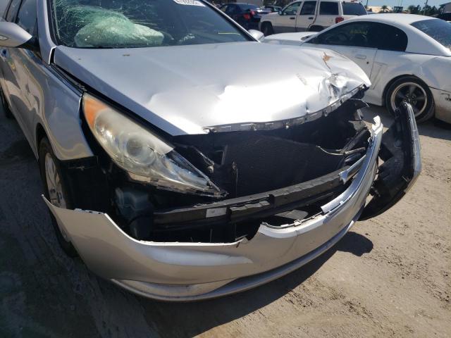 Photo 9 from auction – 2012 HYUNDAI SONATA with VIN 5NPEC4AC2CH338634