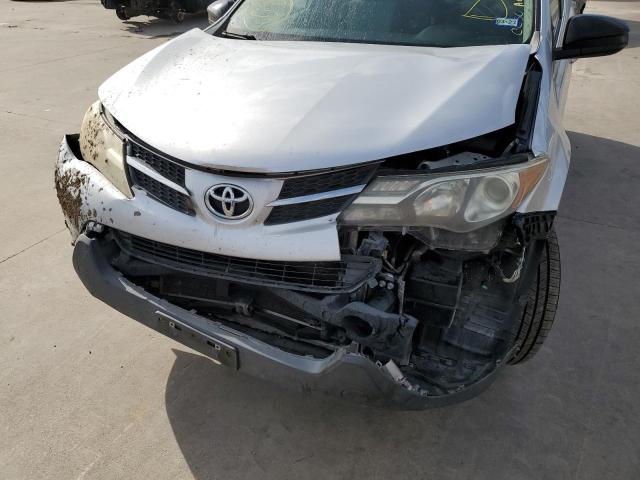 Photo 9 from auction – 2013 TOYOTA RAV4 LE with VIN 2T3ZFREV1DW012917
