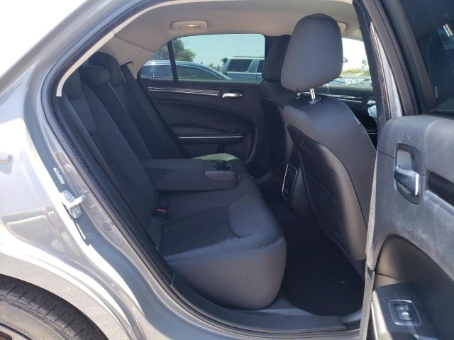 Photo 6 from auction – 2019 CHRYSLER 300 TOURIN with VIN 2C3CCAAG9KH580972