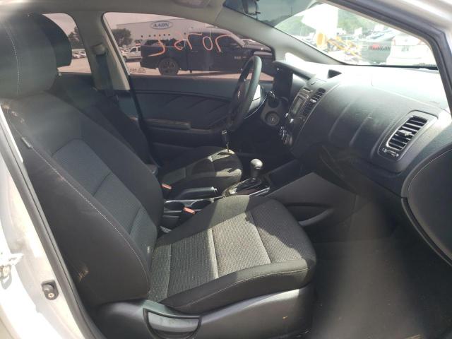 Photo 5 from auction – 2018 KIA FORTE LX with VIN 3KPFK4A76JE276991
