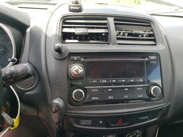 Photo 9 from auction – 2015 MITSUBISHI OUTLANDER with VIN 4A4AR3AW9FE036532