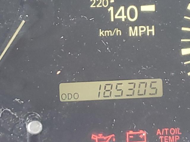 Photo 8 from auction – 2002 LEXUS RX 300 with VIN JTJHF10U920277370