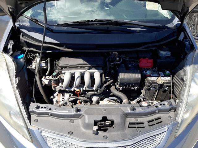 Photo 7 from auction – 2013 HONDA FIT with VIN JHMGE8H30DC048551