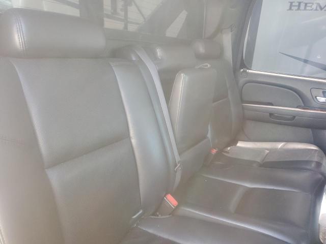 Photo 6 from auction – 2011 CHEVROLET AVALANCHE with VIN 3GNTKGE35BG299932