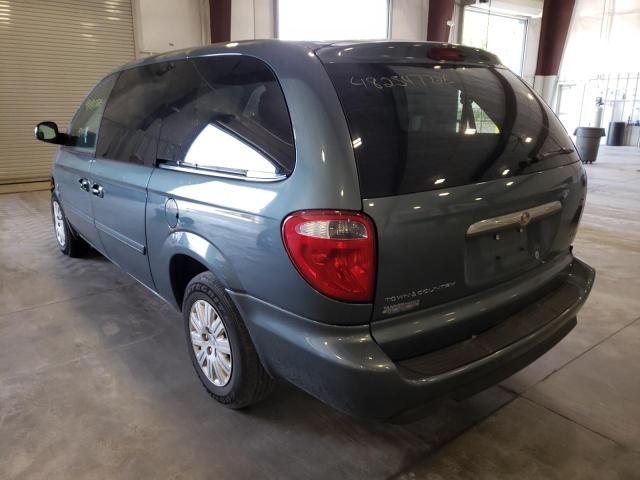 Photo 3 from auction – 2006 CHRYSLER TOWN & COU with VIN 2A4GP44R96R690401