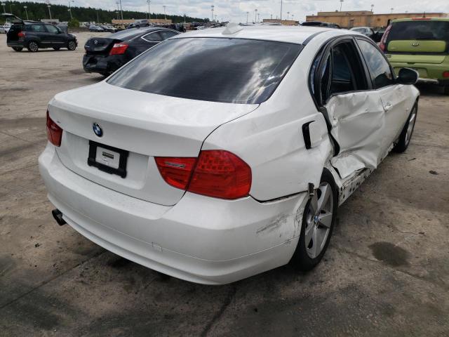 Photo 4 from auction – 2011 BMW 328 I with VIN WBAPH7G52BNM56375