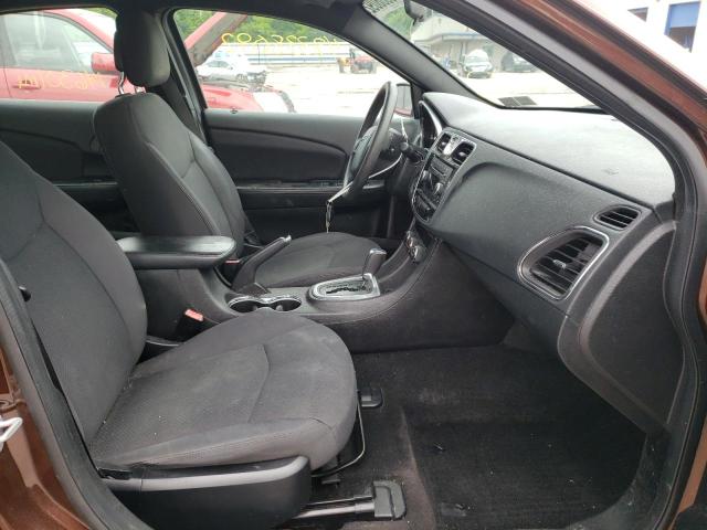 Photo 5 from auction – 2013 CHRYSLER 200 LX with VIN 1C3CCBAB6DN642543
