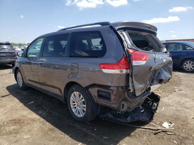 Photo 3 from auction – 2012 TOYOTA SIENNA XLE with VIN 5TDYK3DC0CS271919