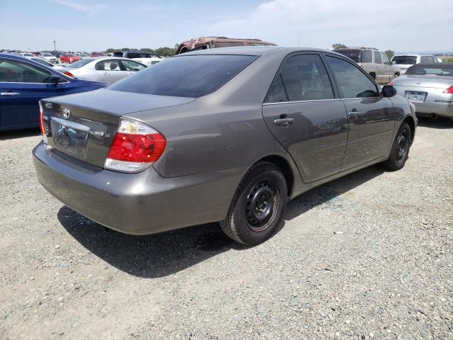 Photo 4 from auction – 2005 TOYOTA CAMRY LE with VIN 4T1BE32K75U988349