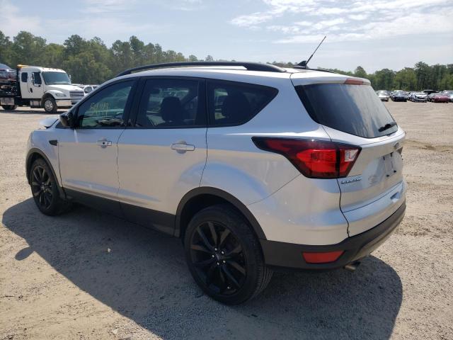 Photo 3 from auction – 2019 FORD ESCAPE SE with VIN 1FMCU9GD0KUA64657