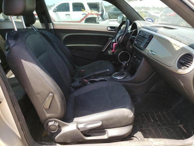 Photo 5 from auction – 2012 VOLKSWAGEN BEETLE with VIN 3VWJP7AT4CM664964