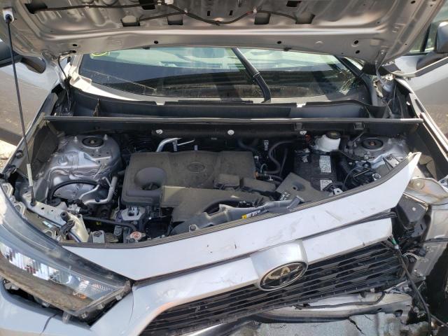 Photo 7 from auction – 2019 TOYOTA RAV4 LE with VIN 2T3F1RFV5KW079405