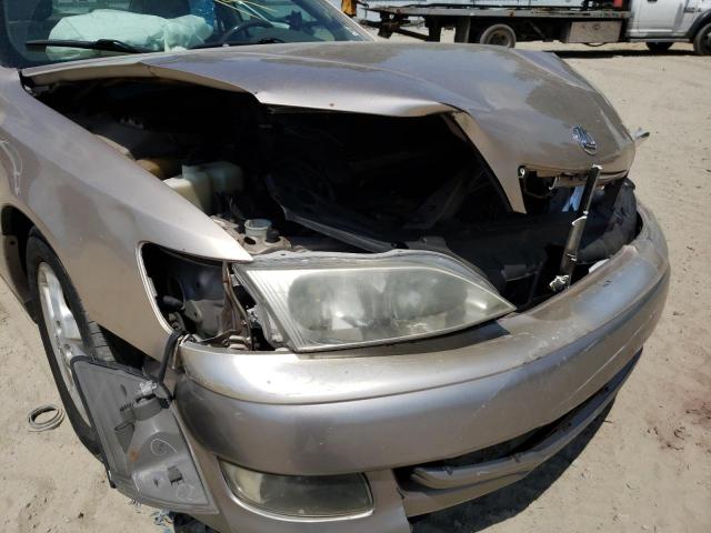 Photo 9 from auction – 2000 LEXUS ES 300 with VIN JT8BF28G6Y5102310