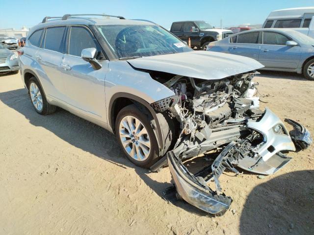 TOYOTA HIGHLANDER 2022 with VIN 5TDYARAH3NS511179 - Photo from auction