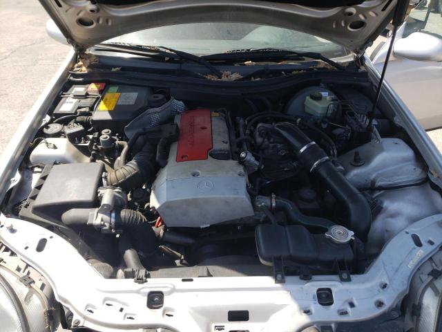 Photo 7 from auction – 1998 MERCEDES-BENZ SLK with VIN WDBKK47F6WF073012