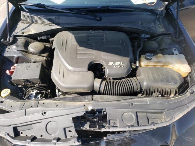 Photo 7 from auction – 2017 CHRYSLER 300 S with VIN 2C3CCABG1HH663397