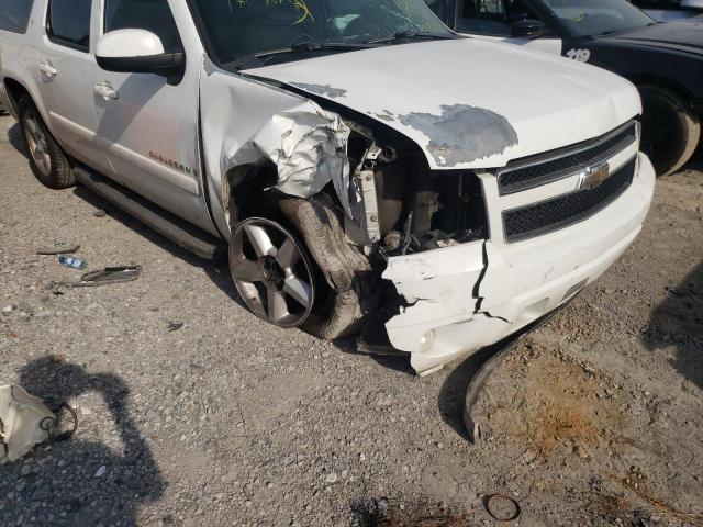 Photo 9 from auction – 2008 CHEVROLET SUBURBAN C with VIN 1GNFC16018J217035