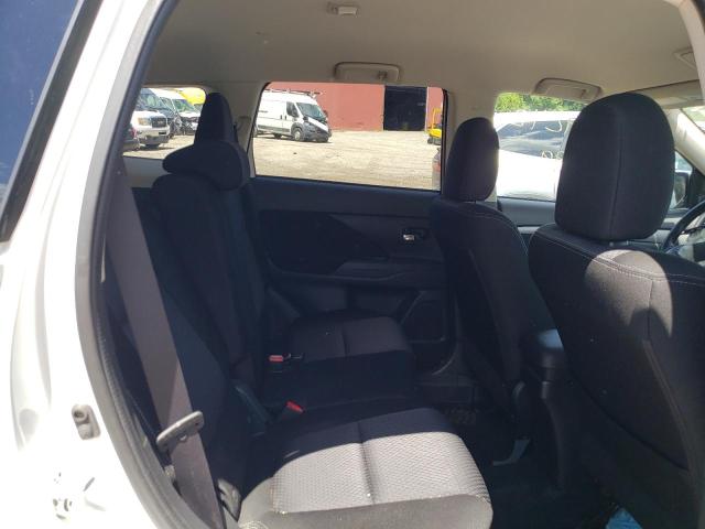 Photo 6 from auction – 2016 MITSUBISHI OUTLANDER with VIN JA4AZ3A35GZ006445