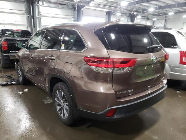 Photo 3 from auction – 2017 TOYOTA HIGHLANDER with VIN 5TDJZRFH9HS379861