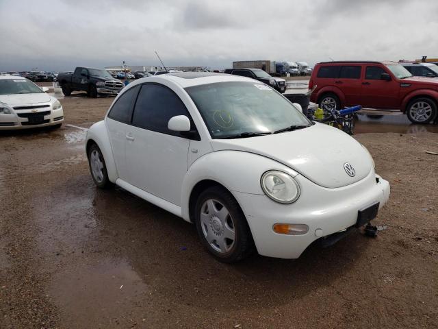 VOLKSWAGEN BEETLE 2000 with VIN 3VWCC21C4YM467937 - Photo from auction
