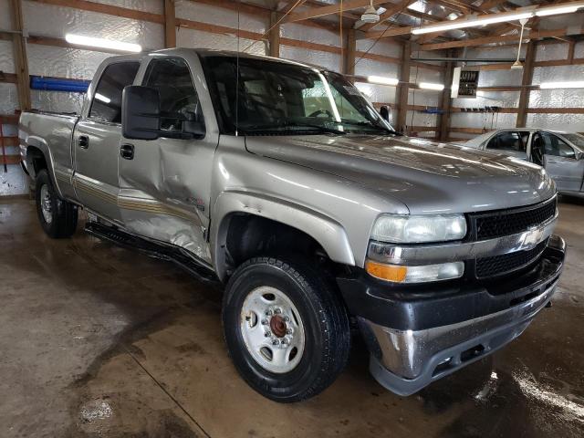 CHEVROLET SILVERADO 2002 with VIN 1GCHC231X2F221986 - Photo from auction