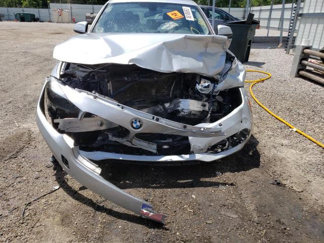 Photo 9 from auction – 2017 BMW 320 I with VIN WBA8E1G35HNU16292