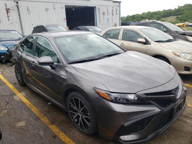 TOYOTA CAMRY SE 2021 with VIN 4T1G31AK2MU564979 - Photo from auction
