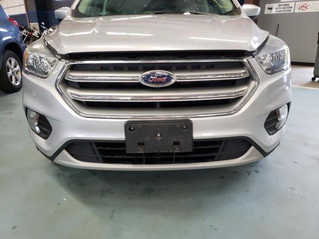 Photo 9 from auction – 2017 FORD ESCAPE SE with VIN 1FMCU9GD3HUB34659