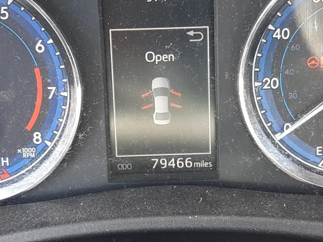 Photo 8 from auction – 2018 TOYOTA COROLLA L with VIN 2T1BURHE1JC988799