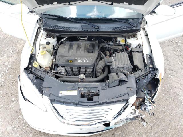Photo 7 from auction – 2012 CHRYSLER 200 TOURIN with VIN 1C3CCBBB8CN210095