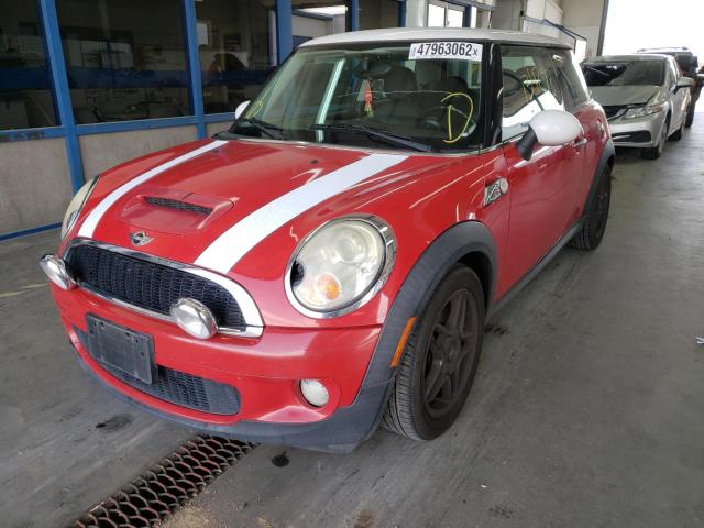 Photo 2 from auction – 2008 MINI COOPER S with VIN WMWMF73598TV37201
