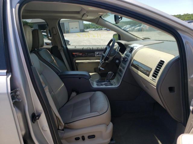 Photo 5 from auction – 2009 LINCOLN MKX with VIN 2LMDU88C19BJ04737