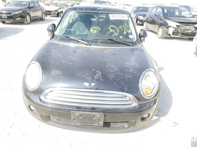 Photo 9 from auction – 2007 MINI COOPER with VIN WMWMF33507TT55636