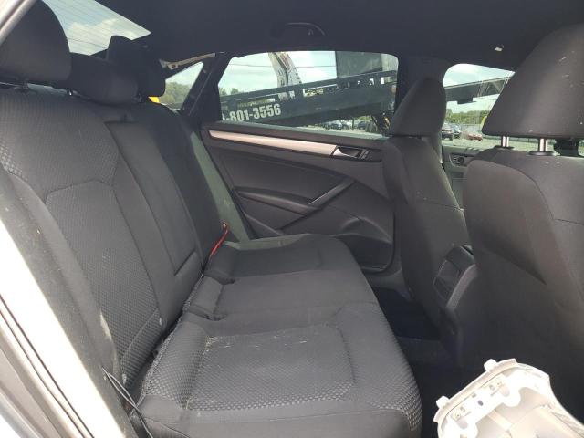 Photo 6 from auction – 2014 VOLKSWAGEN PASSAT S with VIN 1VWAT7A31EC034724