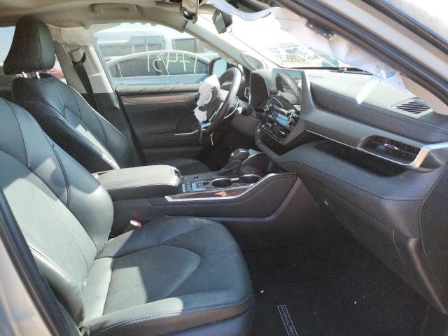 Photo 5 from auction – 2022 TOYOTA HIGHLANDER with VIN 5TDYARAH3NS511179