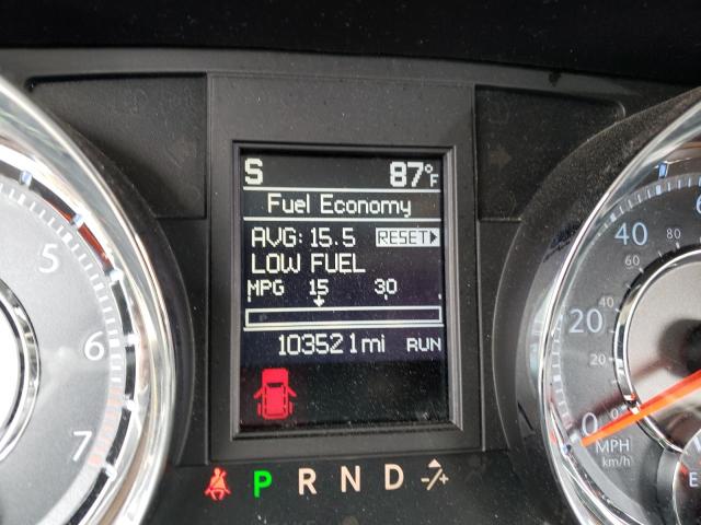 Photo 8 from auction – 2015 CHRYSLER TOWN & COU with VIN 2C4RC1BG2FR673501