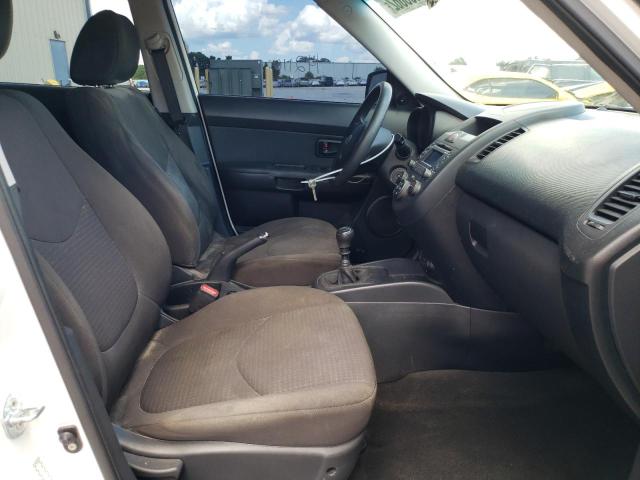 Photo 5 from auction – 2011 KIA SOUL with VIN KNDJT2A1XB7303795