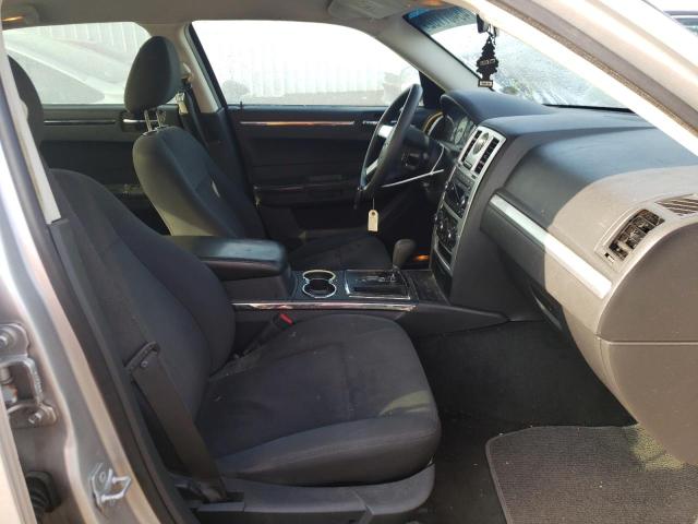 Photo 5 from auction – 2010 CHRYSLER 300 TOURIN with VIN 2C3CA4CD0AH173809