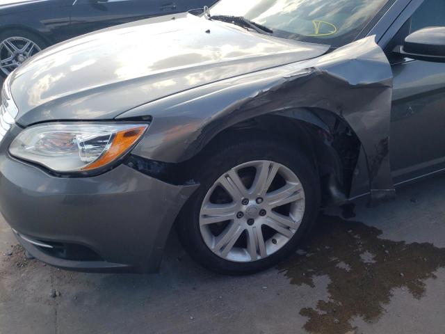 Photo 9 from auction – 2013 CHRYSLER 200 TOURIN with VIN 1C3CCBBB4DN554315