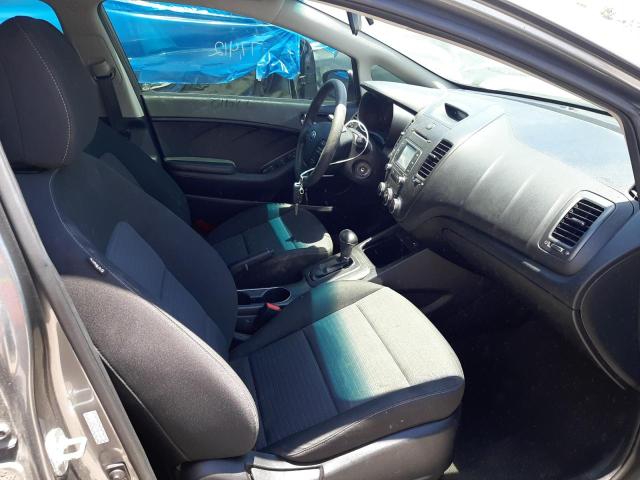 Фото 5 с аукциона – 2016 KIA FORTE LX с VIN KNAFX4A67G5593768