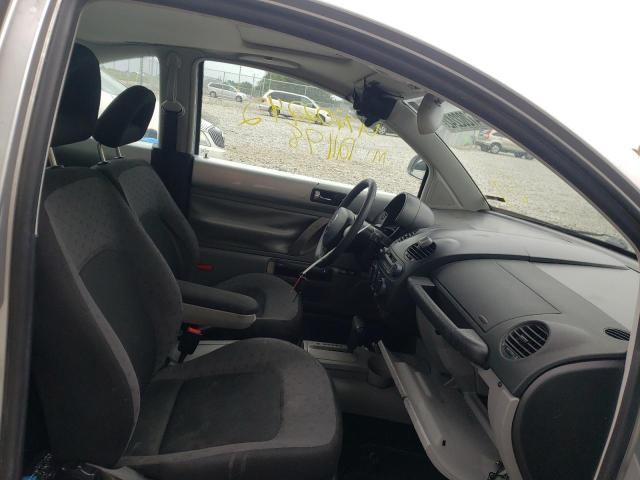 Photo 5 from auction – 2000 VOLKSWAGEN NEW BEETLE with VIN 3VWCA21C5YM484509