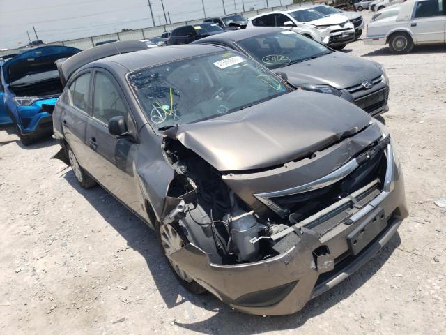 NISSAN VERSA S 2015 with VIN 3N1CN7AP5FL918411 - Photo from auction
