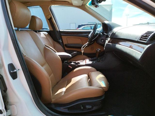 Photo 5 from auction – 2004 BMW 325 IS SUL with VIN WBAAZ33464KP88588