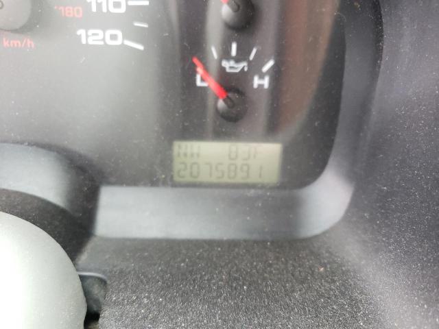 Photo 8 from auction – 2004 FORD F150 with VIN 1FTPX125X4NA87858