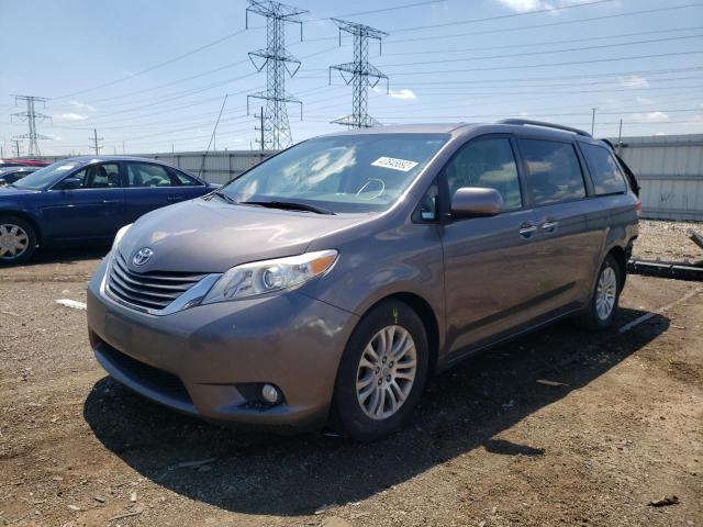 Photo 2 from auction – 2012 TOYOTA SIENNA XLE with VIN 5TDYK3DC0CS271919