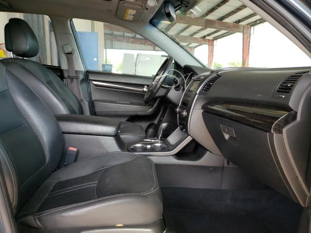 Photo 5 from auction – 2011 KIA SORENTO EX with VIN 5XYKUDA24BG046609