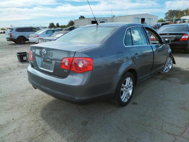 Photo 4 from auction – 2007 VOLKSWAGEN JETTA WOLF with VIN 3VWEF71K77M188520