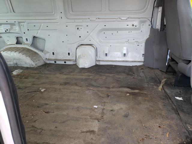 Photo 6 from auction – 2000 FORD ECONOLINE with VIN 1FTRE1422YHA77122