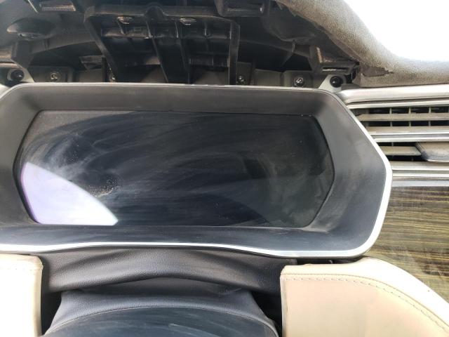 Photo 8 from auction – 2015 TESLA MODEL S 70 with VIN 5YJSA1S27FF097833